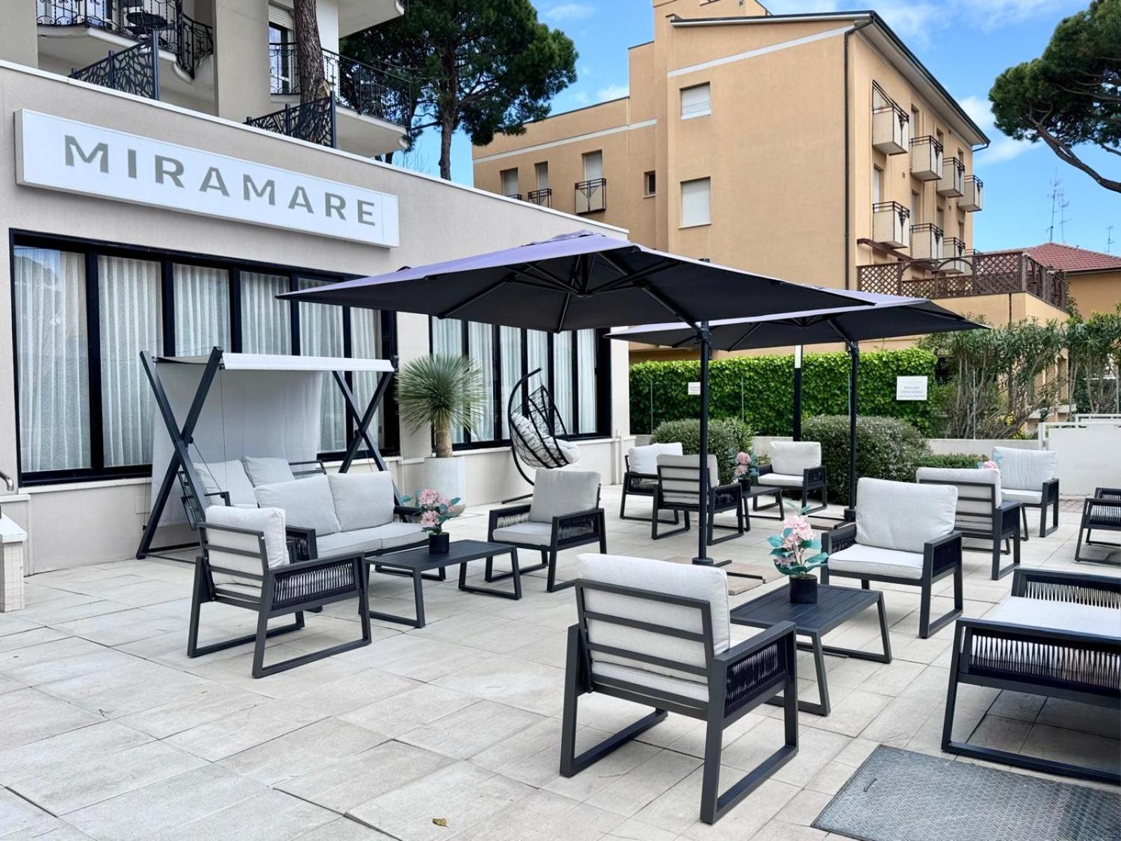 Hotel Miramare - Spa & Suites - Free Breakfast & Brunch Until 13-00 แชร์เวีย ภายนอก รูปภาพ
